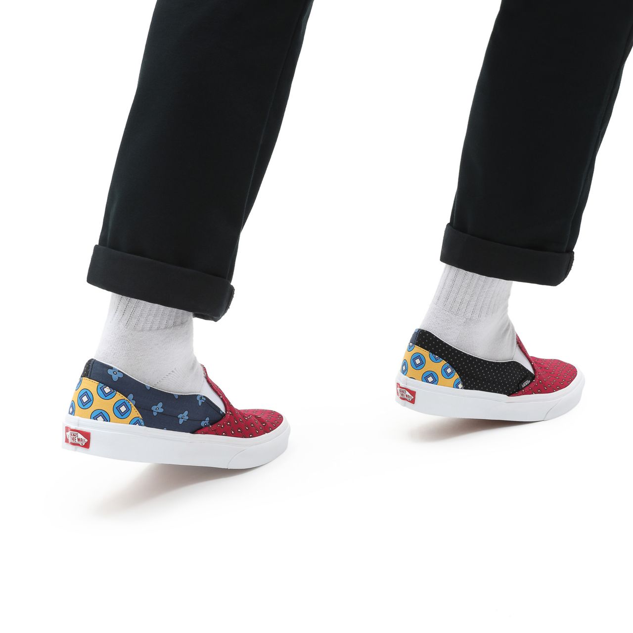 Vans Tie Print Mix Classic Slip-On Red Classic Mens Womens - (Tie Print Mix) black/multi VN0A33TB9HX Shoes