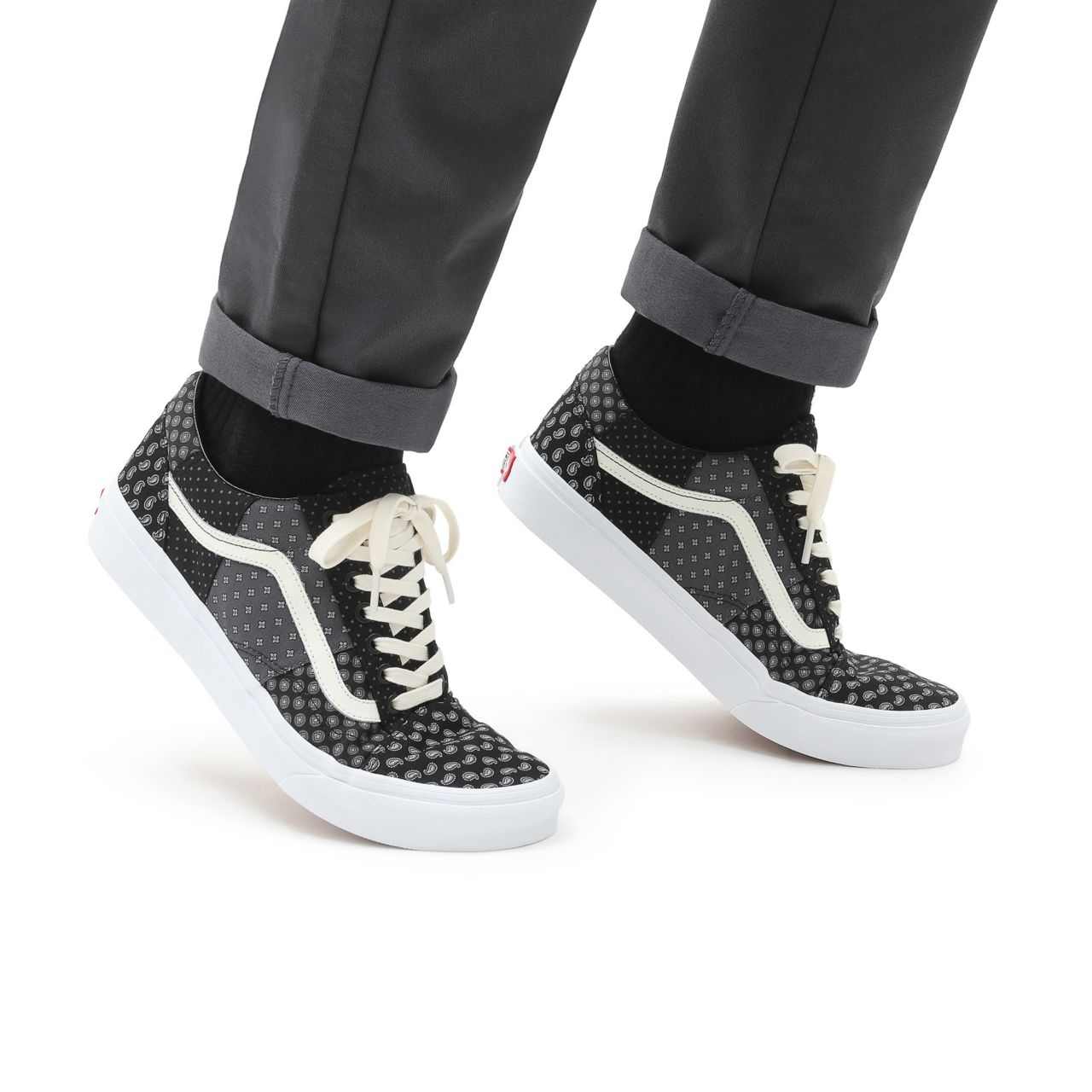 Vans Tie Print Patchwork Old Skool Black Classic Mens Womens - (Tie Print Patchwork) black/true white VN0A3WKT9XJ Shoes