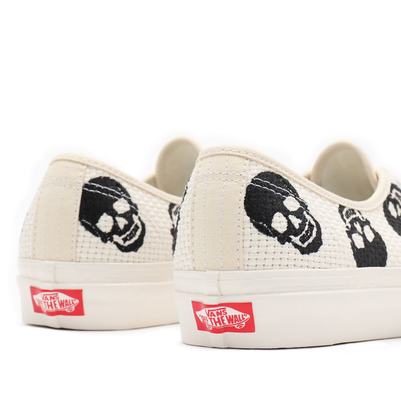 Vans Anaheim Factory Authentic 44 DX White Classic Mens Womens - (Anaheim Factory) needlepoint/skulls VN0A54F29GN Shoes