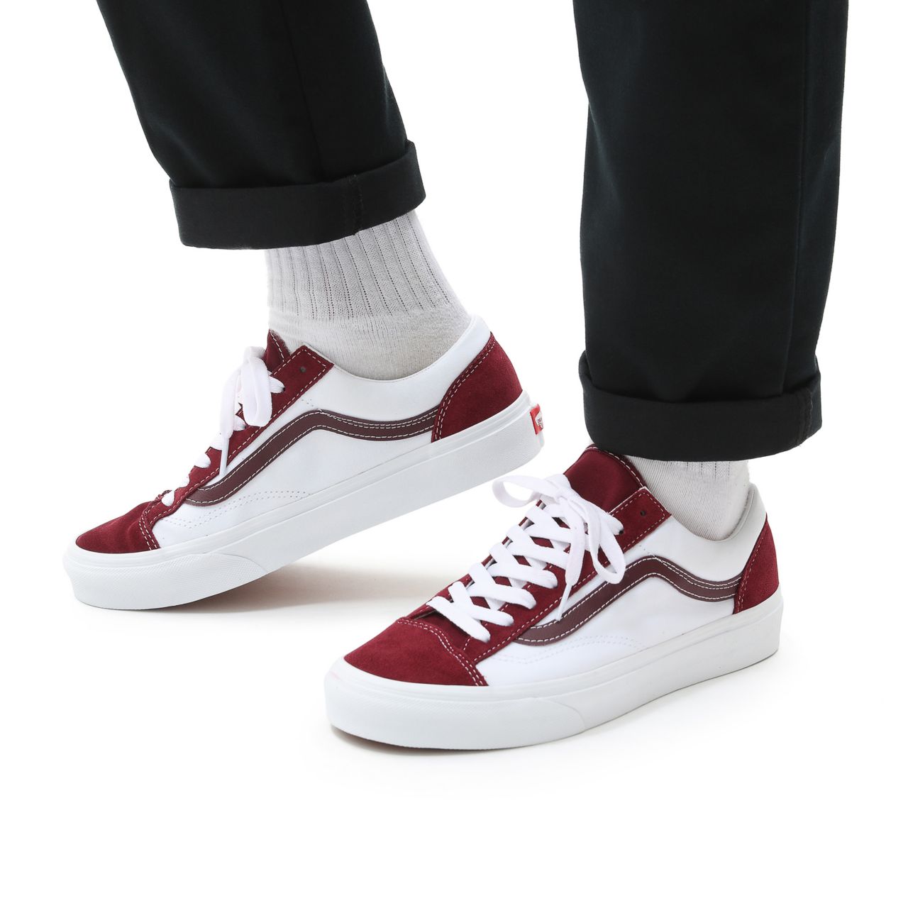 Vans Classic Sport Style 36 Red Classic Mens Womens - (Classic Sport) port royale/true white VN0A54F69YI Shoes