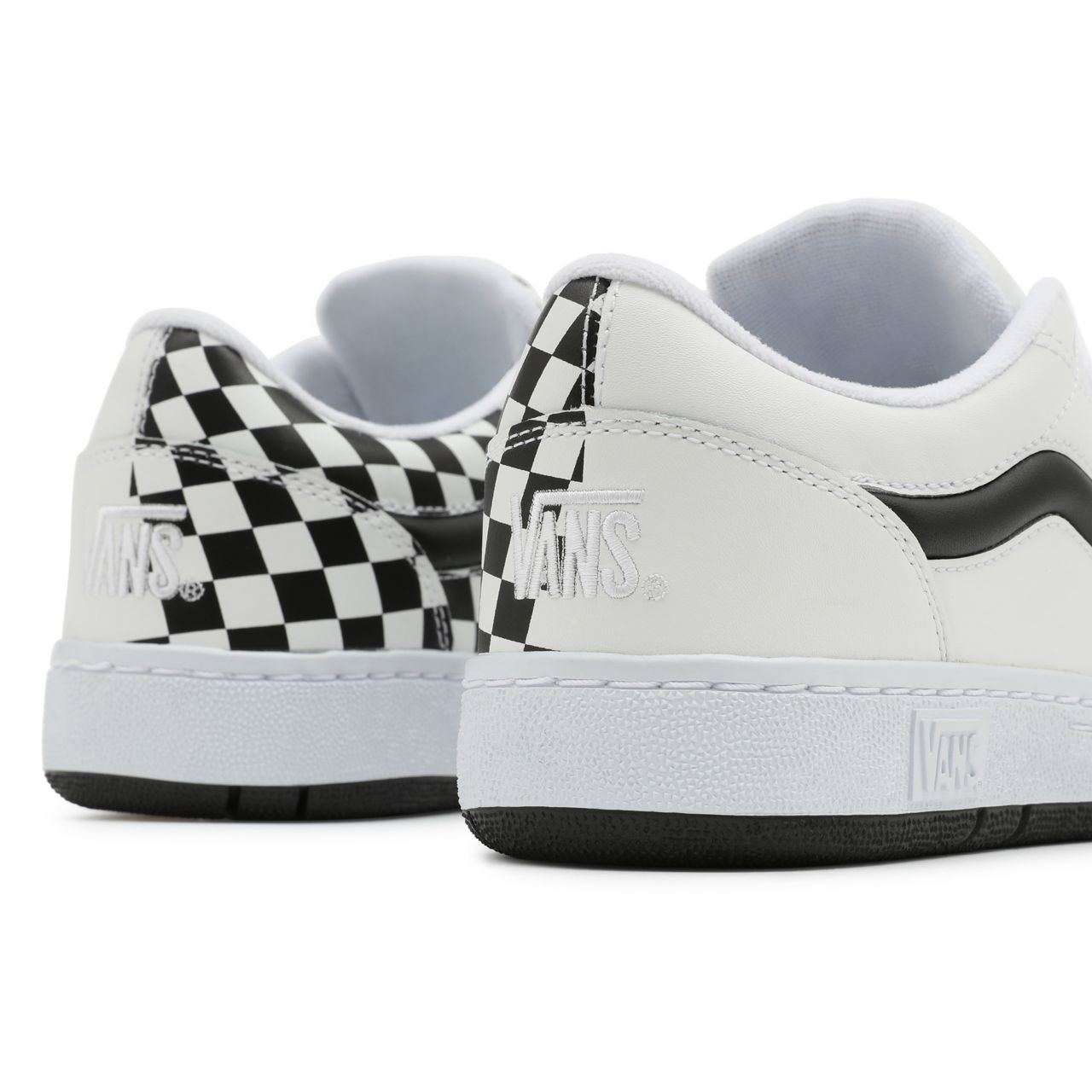 Vans Half Checkerboard Fairlane Black Classic Mens Womens - (Half Checkerboard) True White/Black VN0A5KR491E Shoes