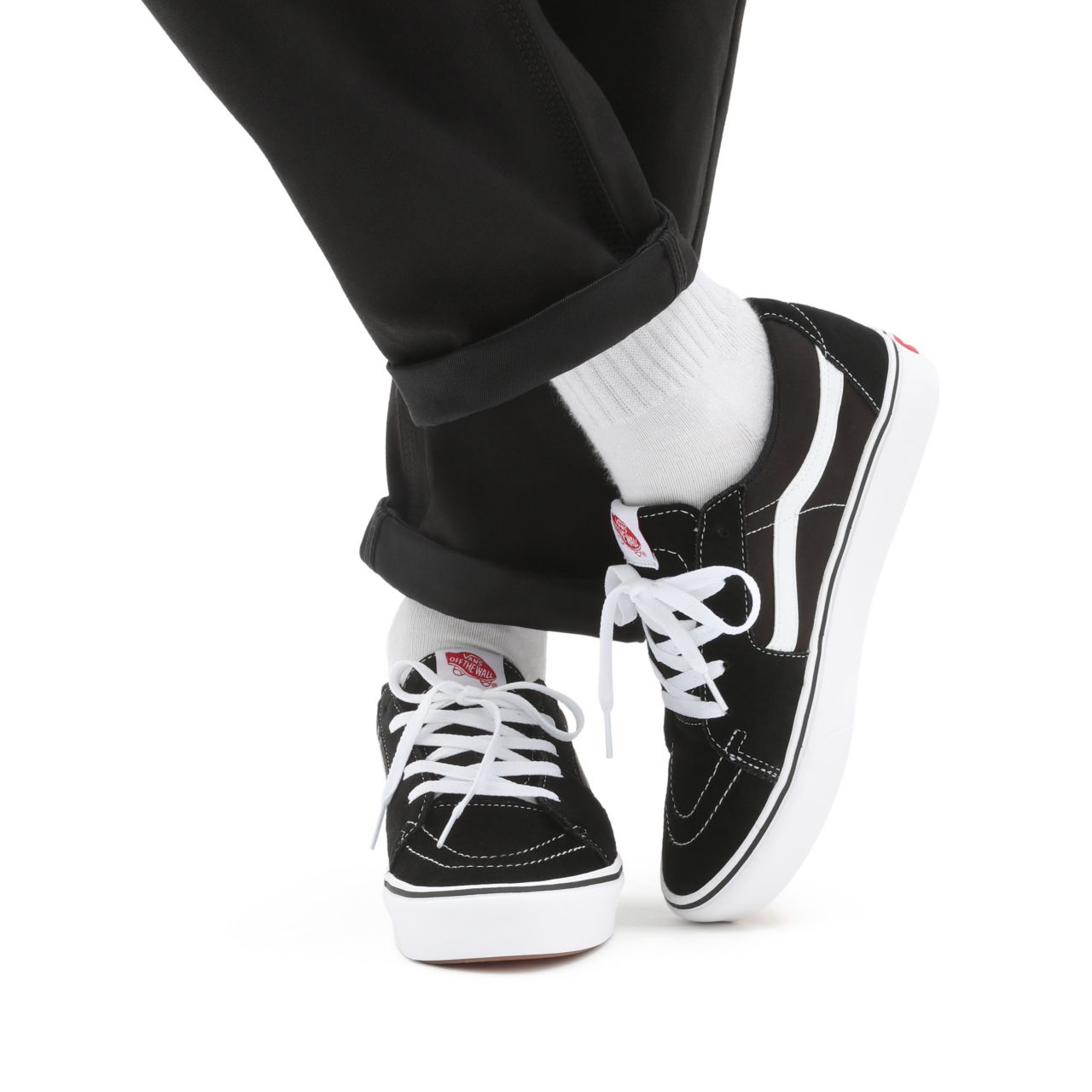 Vans Classic ComfyCush Sk8-Low Black Classic Mens Womens - (Classic) black/true white VN0A4UVCVNE Shoes