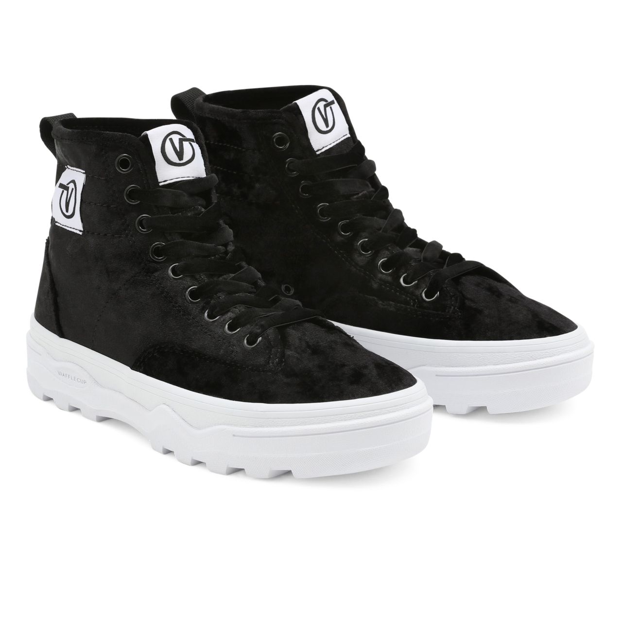 Vans Crushed Velvet Sentry WC Black Classic Womens - (Crushed Velvet) Black/True White VN0A4P3KA8J Shoes