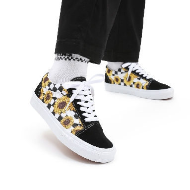 Vans Sunflower Embroidery Old Skool Black Classic Womens - (Sunflower Embroidery) black/true white VN0A7Q2J682 Shoes