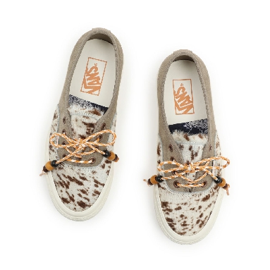 Vans Anaheim Factory Authentic 44 DX Beige Classic Womens - (Anaheim Factory) Earth Mesa/Timber Wolf VN0A5KX48EJ Shoes