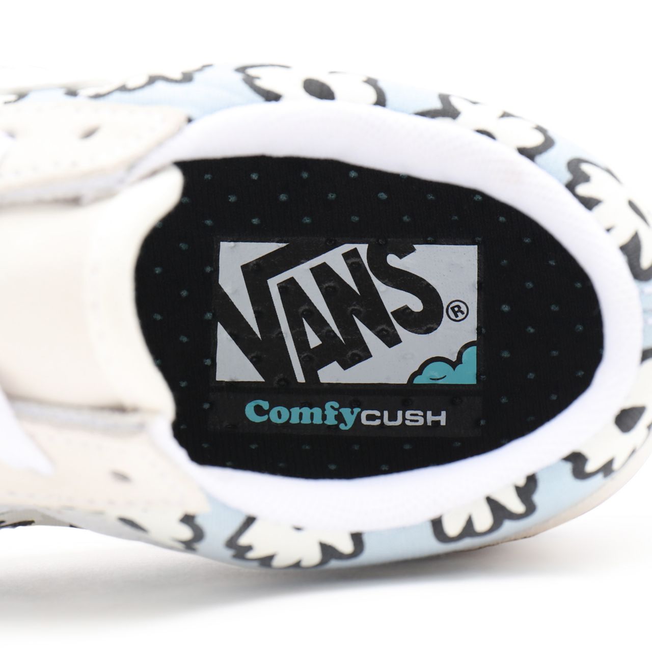 Vans Mixed Cozy ComfyCush Old Skool White Classic Womens - (Mixed Cozy) marshmallow/pastel VN0A5DYC9KR Shoes