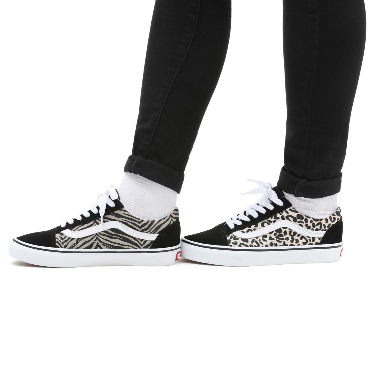 Vans Safari Multi Old Skool Black Classic Womens - (Safari Multi) mix/true white VN0A3WKT9XB Shoes