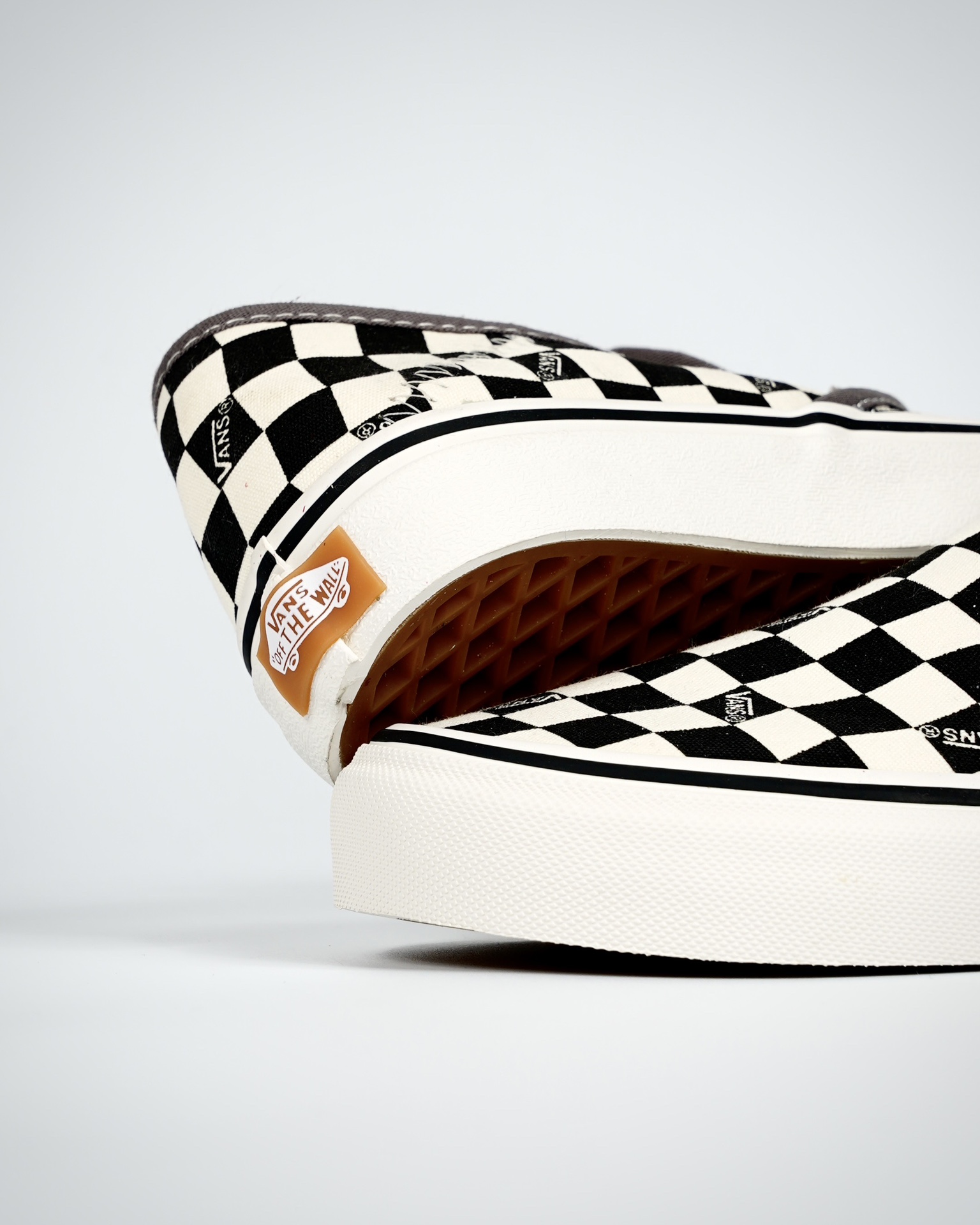 Vans Slip-On VR3 SF Checkerboard Mens Womens - Checkerboard Black/Marshmallow VN0A4BX81KP Shoes