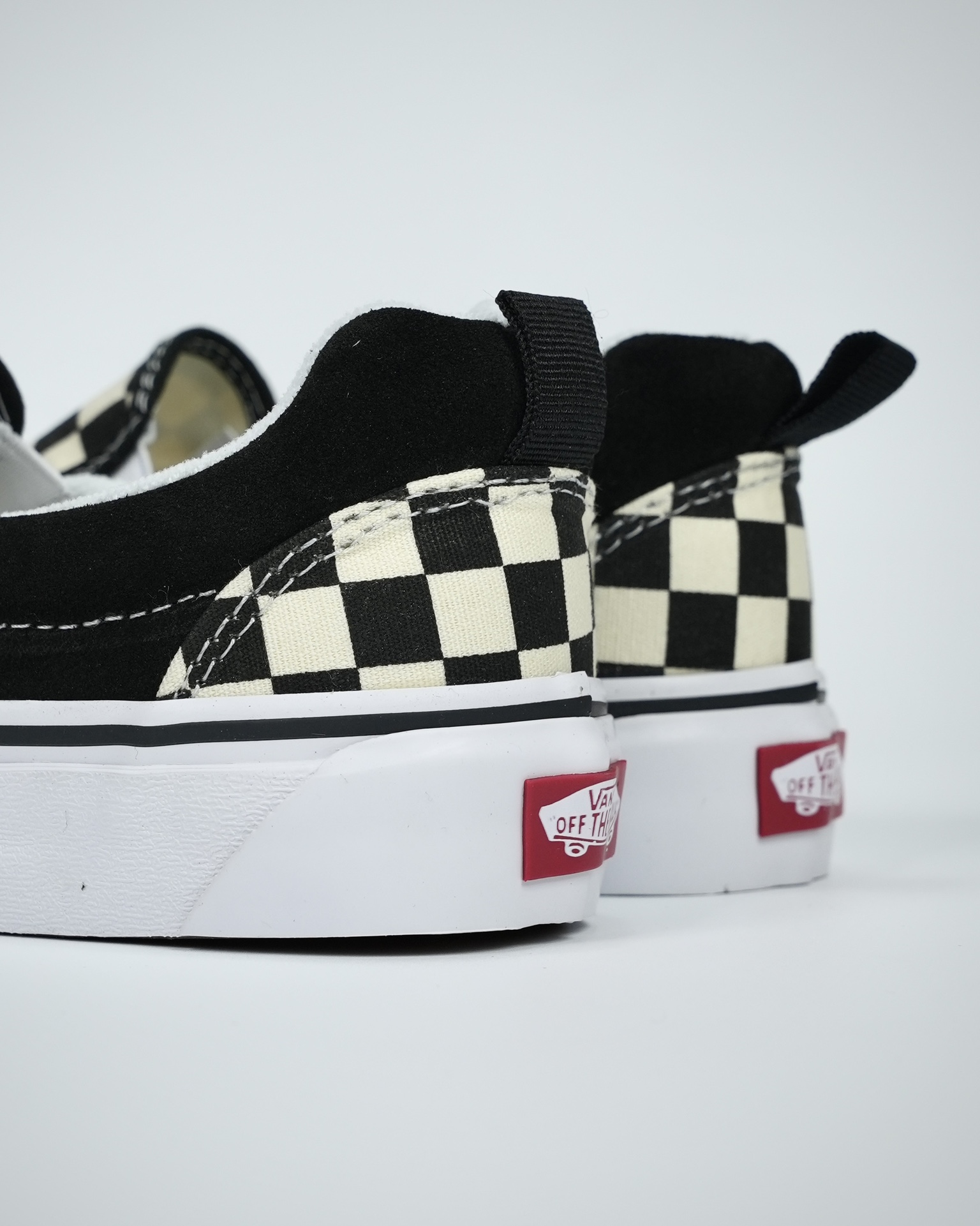 Vans Knu Slip Checkerboard Mens Womens - Black/True White VN0009QDQXH Shoes