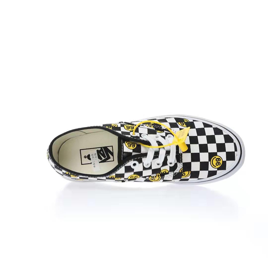 Vans Wallpaper Authentic Smiley Checkerboard Mens Womens - Black/White VN000EE3BP9 Shoes