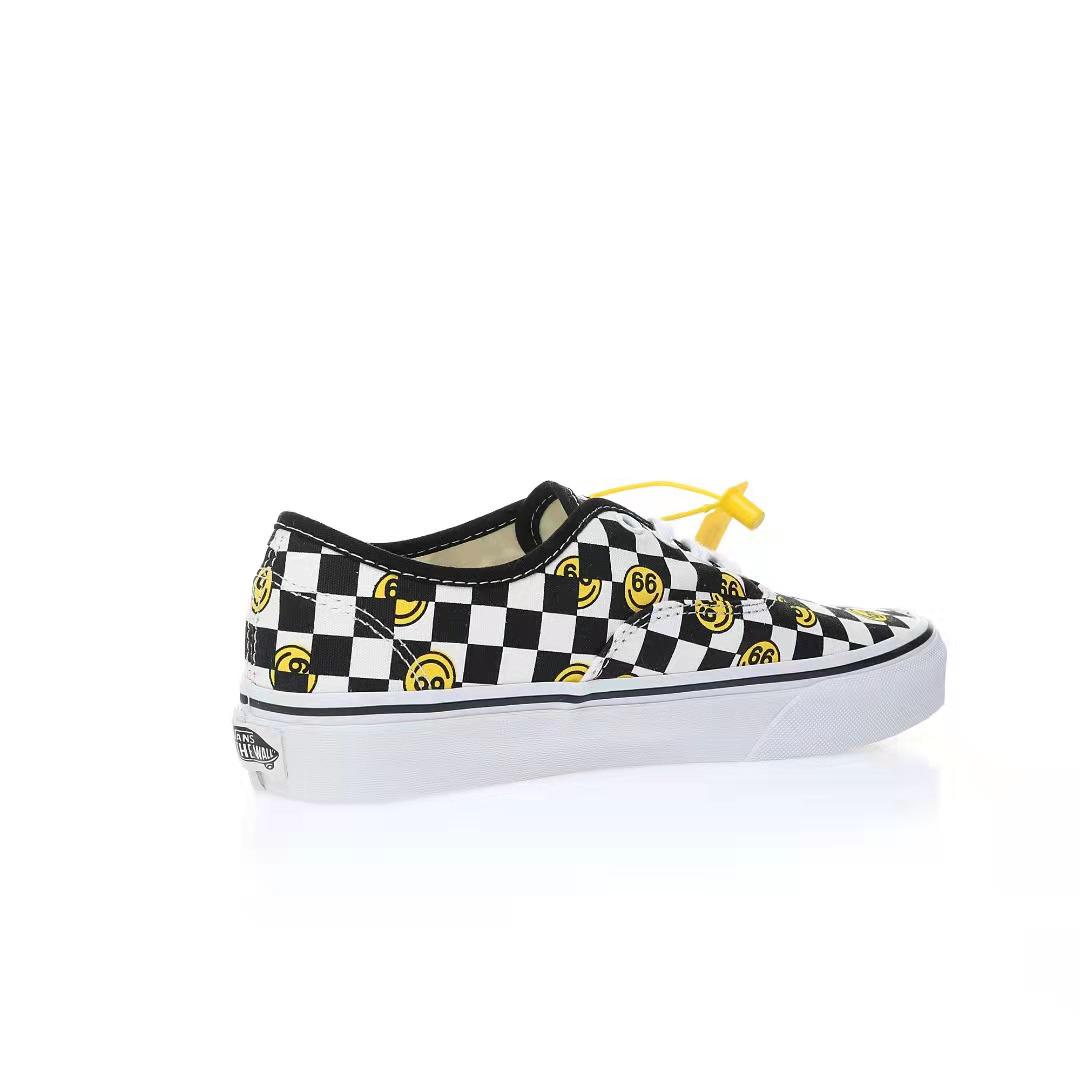 Vans Wallpaper Authentic Smiley Checkerboard Mens Womens - Black/White VN000EE3BP9 Shoes