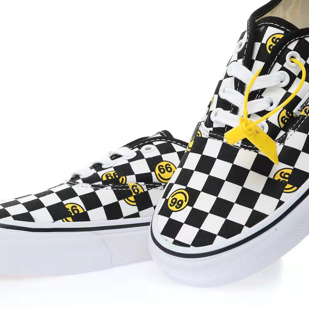 Vans Wallpaper Authentic Smiley Checkerboard Mens Womens - Black/White VN000EE3BP9 Shoes