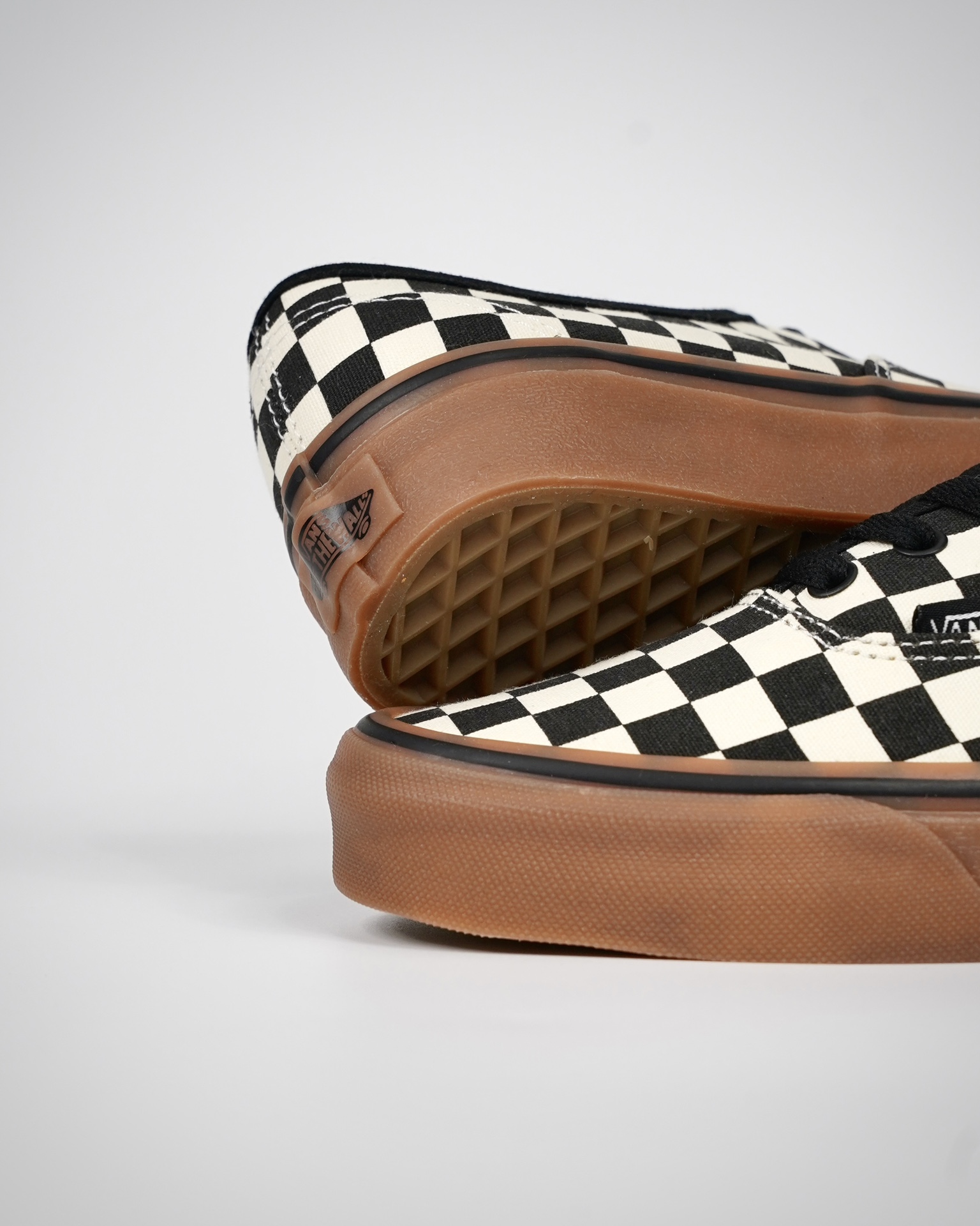 Vans Authentic Checkerboard Mens Womens - Black/White/Gum VN0004MKIBB Shoes