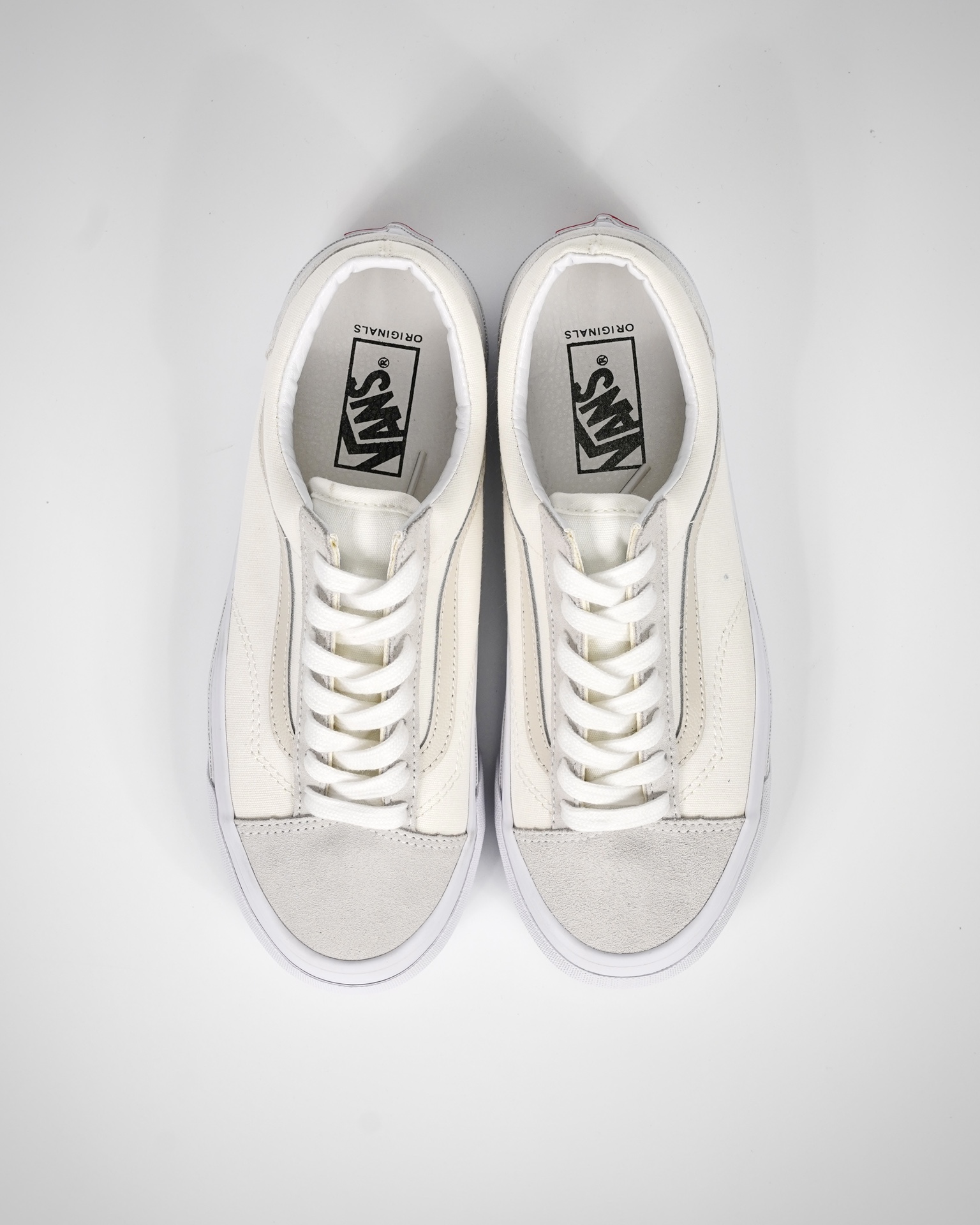 Vans Style 36 Vintage Sport Mens Womens - Classic White/Blanc De Blanc VN0A3DZ3VTB Shoes