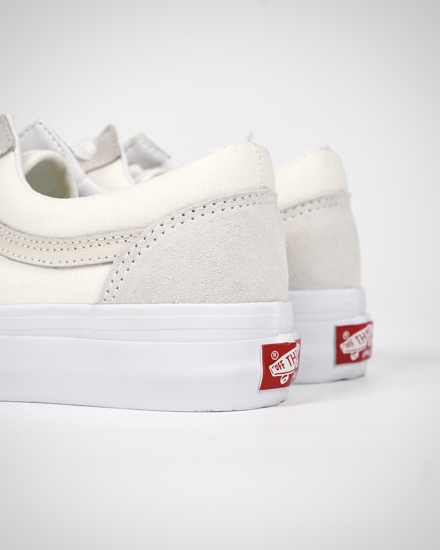 Vans Style 36 Vintage Sport Mens Womens - Classic White/Blanc De Blanc VN0A3DZ3VTB Shoes