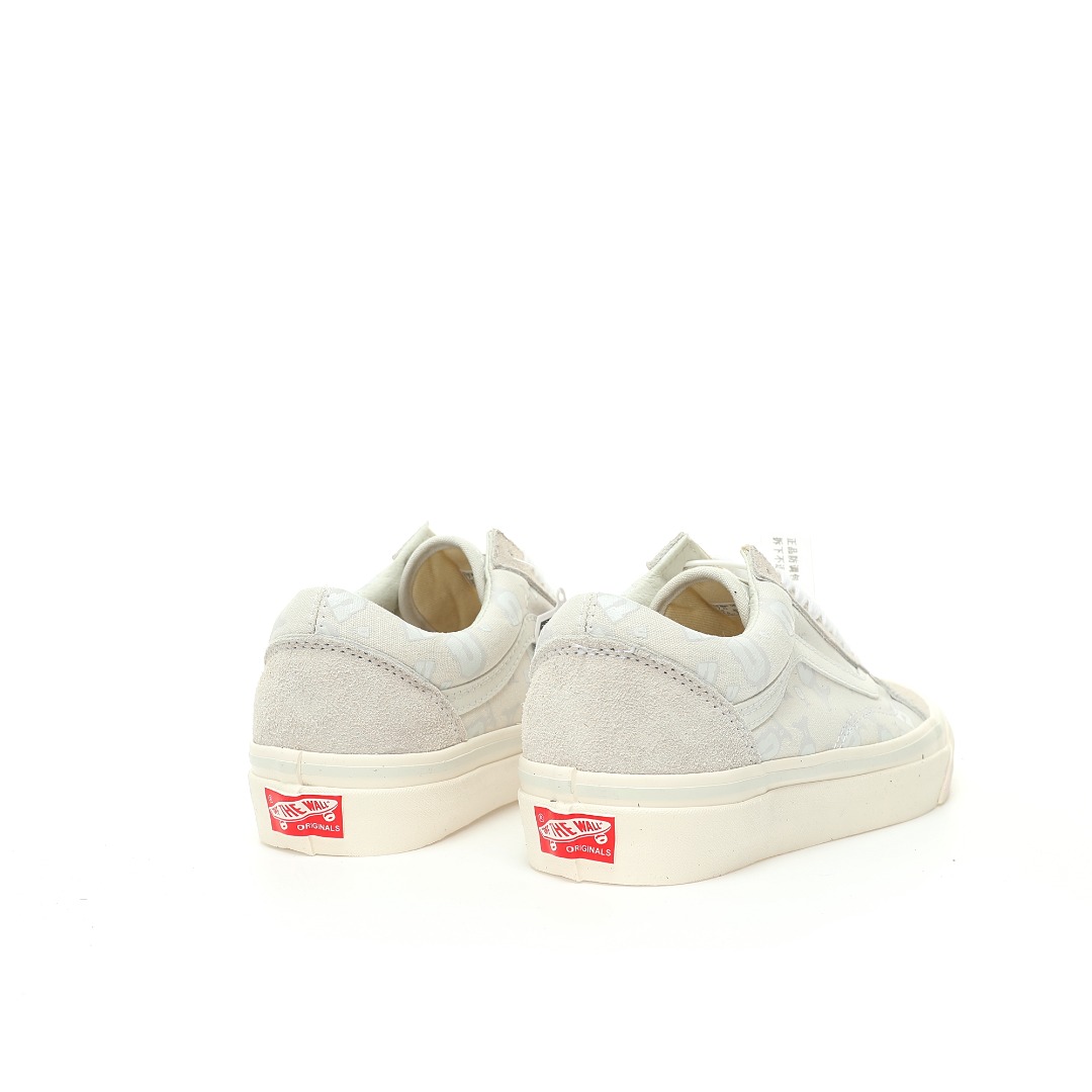 Undefeated x Vault by Vans Og Old Skool Lx Mens Womens - U-Man - Blanc de Blanc/White VN0A4P3XJVY Shoes