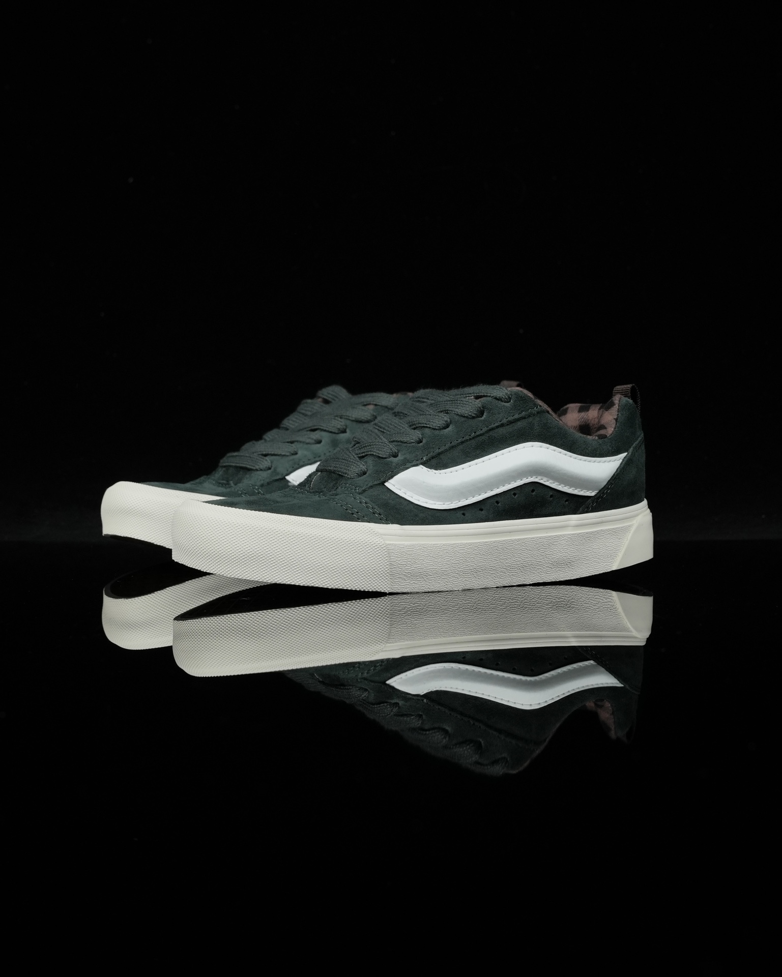 Vans Knu Skool Mens Womens - Drak Green/White/Brown VN0009QCOLV-1 Shoes