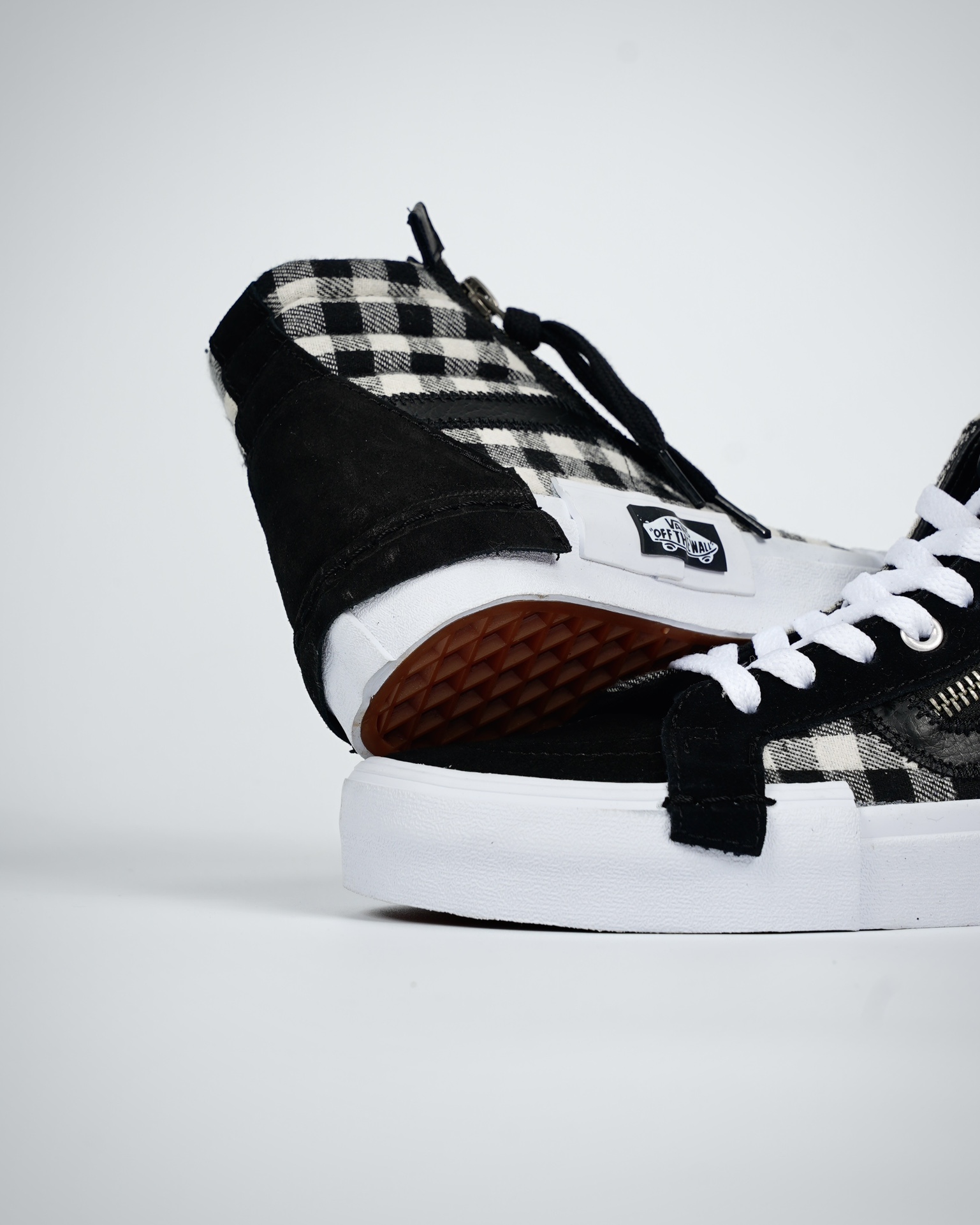 Vans Sk8-Hi Reissue Cap Checkerboard Mens Womens - Black/White VN0A3WM1XOS Shoes