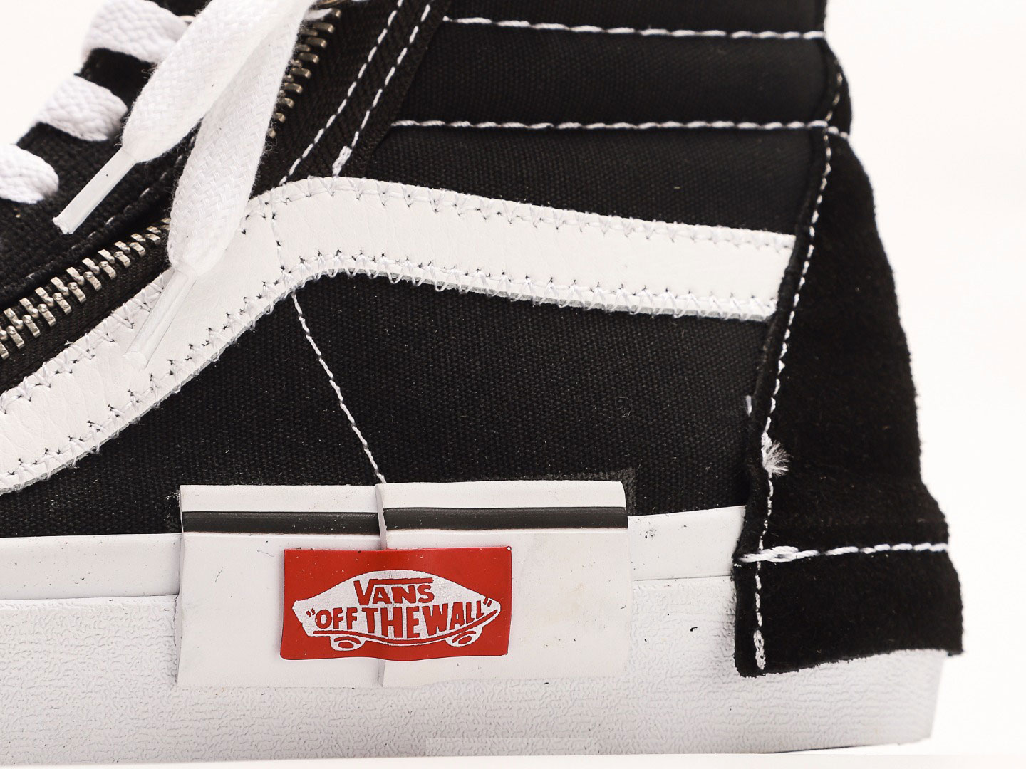 Vans SK8-HI Reissue CAP Mens Womens - Black/True White VN0A3WM16BT Shoes