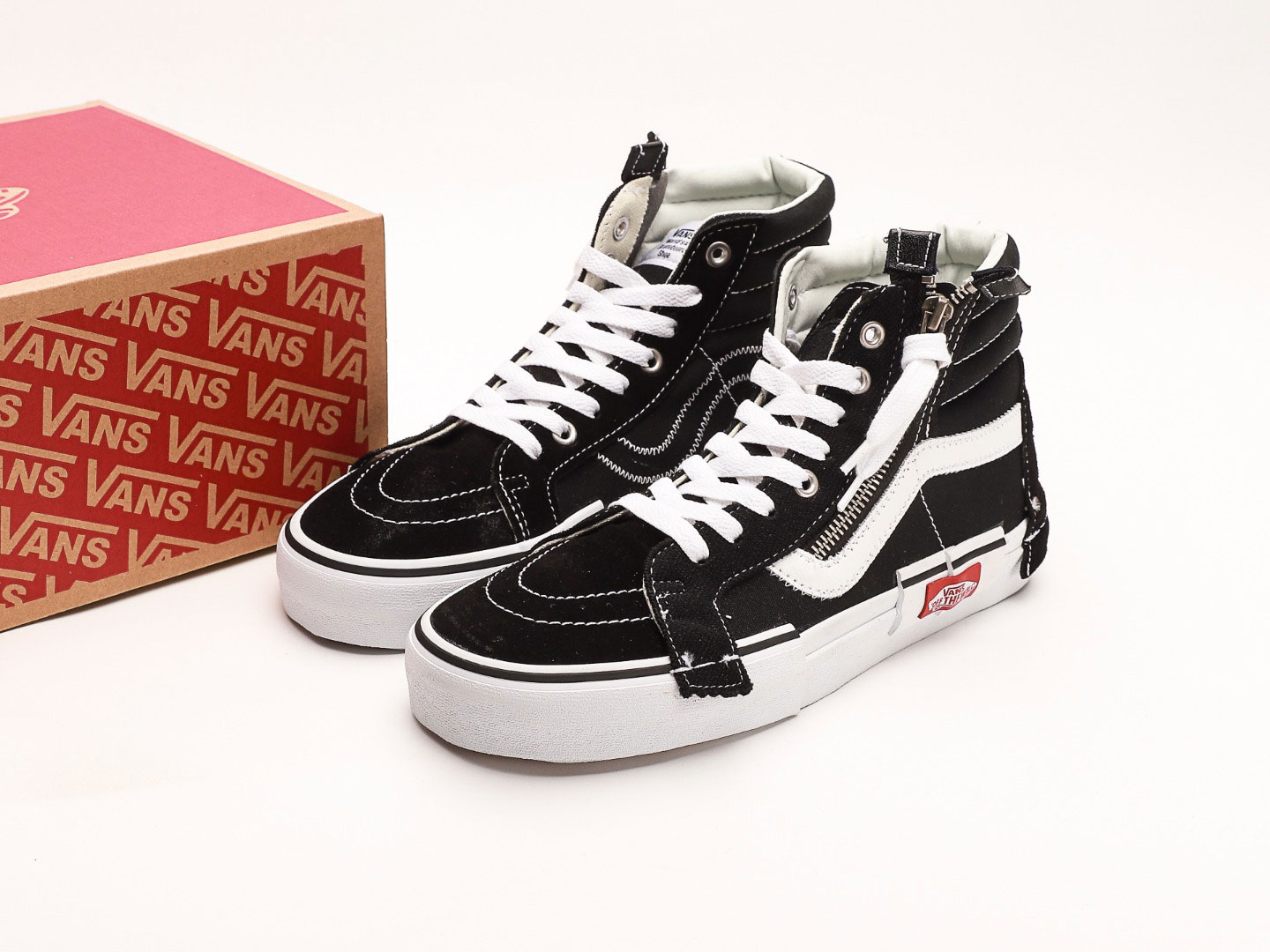 Vans SK8-HI Reissue CAP Mens Womens - Black/True White VN0A3WM16BT Shoes