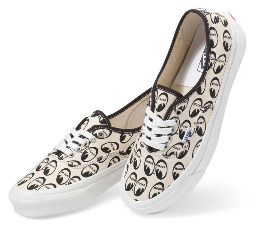 Vans VANS X MOONEYES AUTHENTIC 44 DX ANAHEIM FACTORY Mens Womens - Mooneyes/White VN0A5KX4AVP Shoes