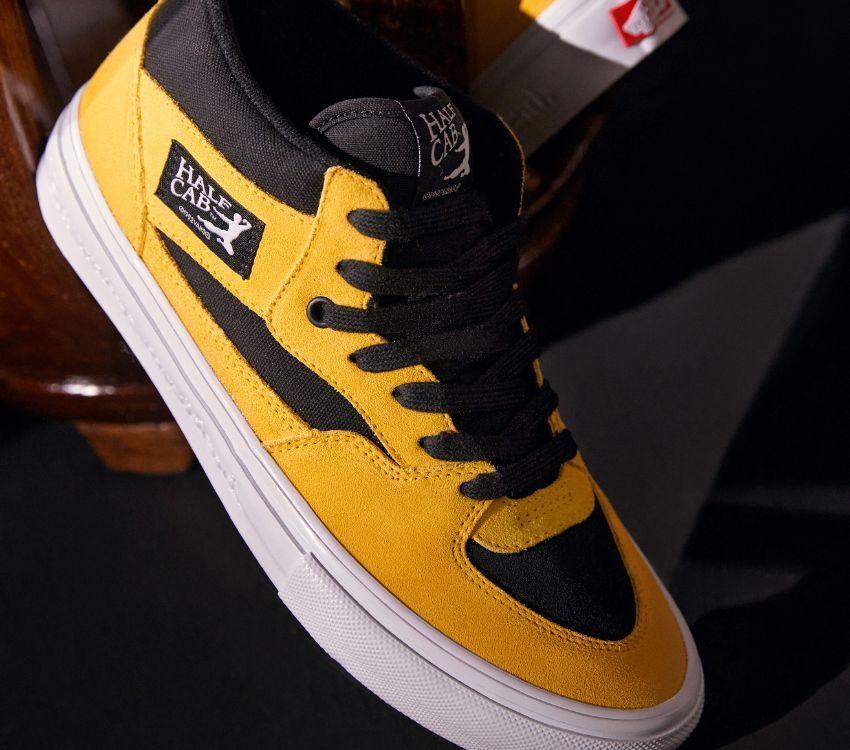 Vans x Bruce Lee Skate Half Cab Mens Womens - Bruce Lee Black/Yellow VN0A5FCDY23 Shoes