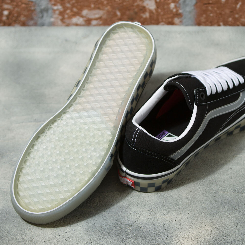 Vans x One Piece Skate Old Skool Mens Womens - TRANSLUCENT RUBBER BLACK/CLEAR VN0A5FCBBCQ Shoes