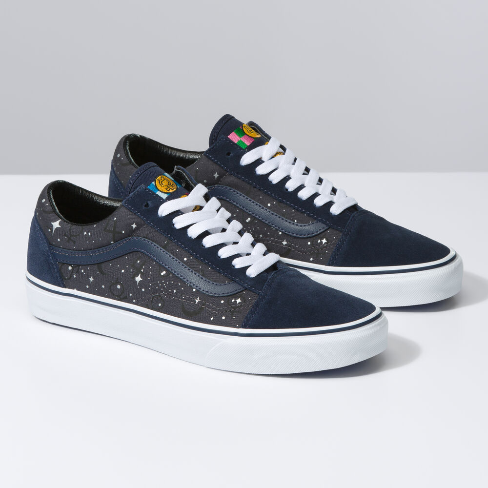 Vans Quilted Bandana Old Skool Mens Womens - PRETTY GUARDIAN SAILOR MOON PARISIAN NIGHT VN0A7Q2JJDU Shoes