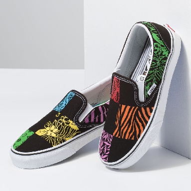 Vans Classic Slip-On Mens Womens - (CRAYOLA) DIY/TRACE YOUR DREAMS VN0A5JMHARZ Shoes