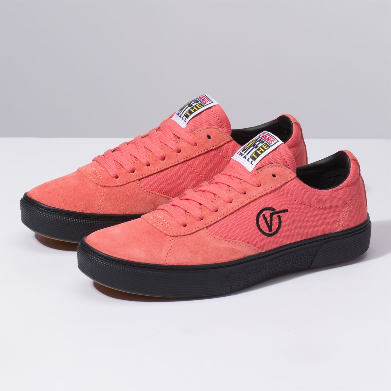 Vans Paradoxxx Classic Mens Womens - Porcelain Rose/Black VN0A3TKKUPL Shoes