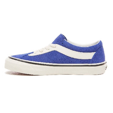 Vans Design Assembly Bold Ni Classic Womens - (Design Assembly) Surf The Web/Marshmallow VN0A3WLPRSN Shoes