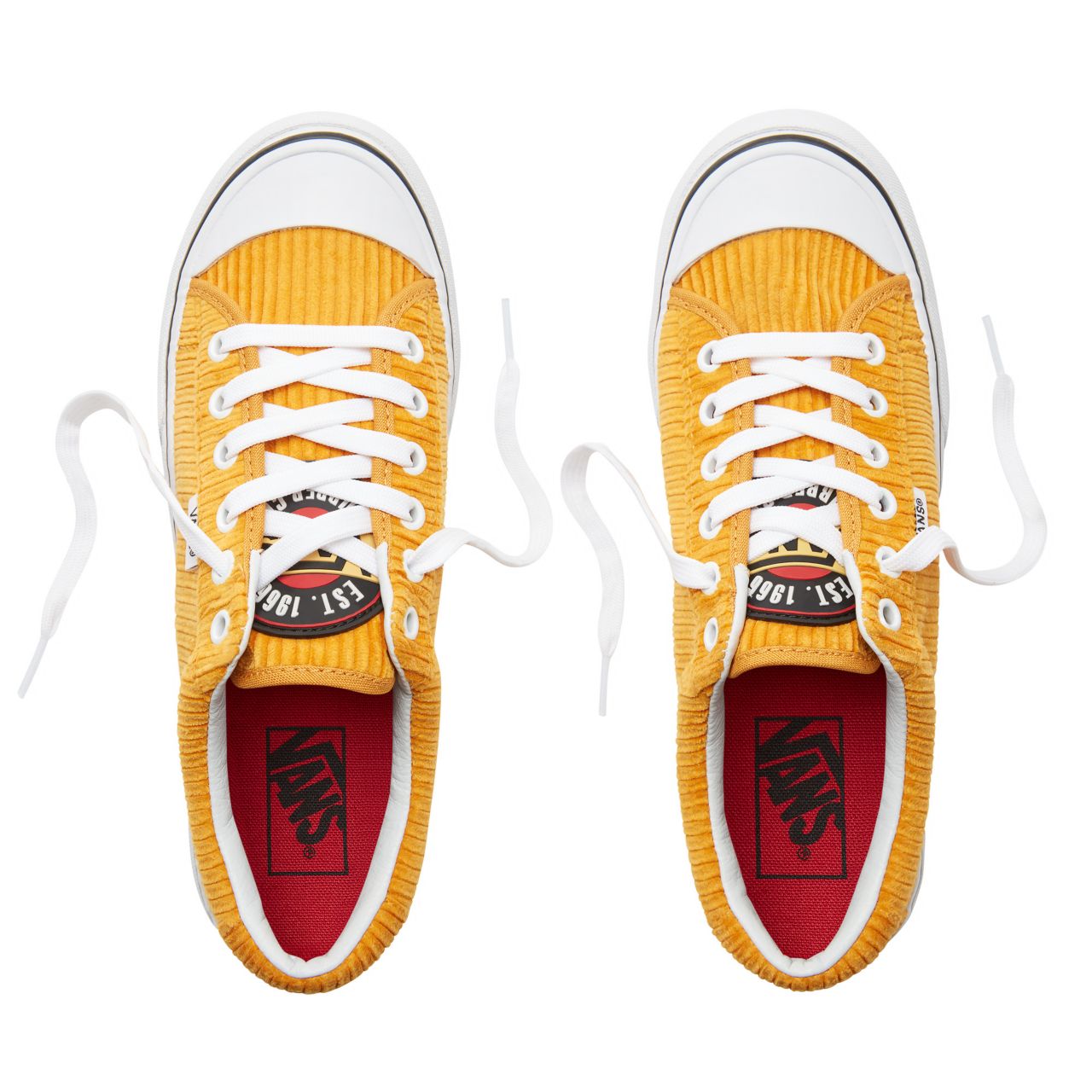 Vans Design Assembly Corduroy Style 29 Classic Womens - (Design Assembly) Sunflower/True White VA3MVHU7D Shoes