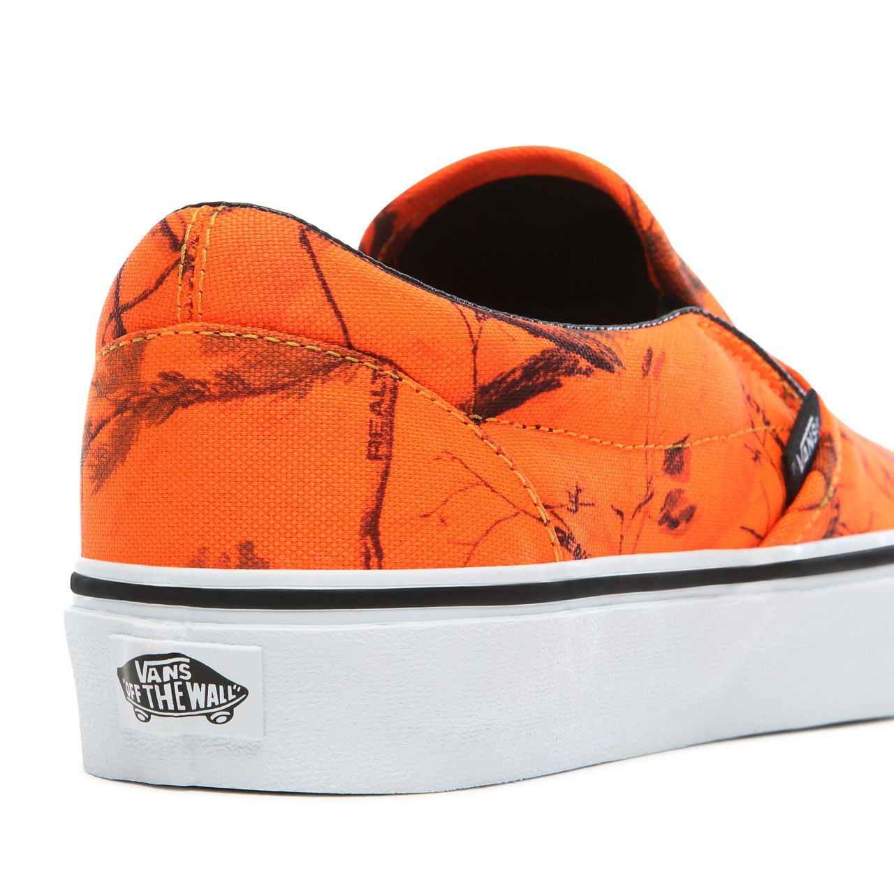 Vans Realtree Xtra x Vans Classic Slip-On Classic Mens Womens - (Realtree AP) blaze camo VN0A4BV3TC0 Shoes