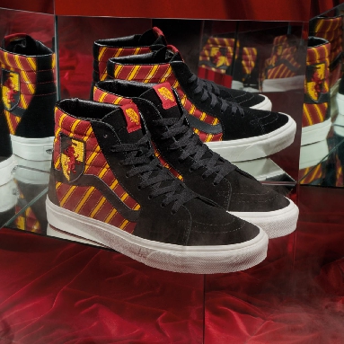 Vans x HARRY POTTER Gryffindor Sk8-Hi Classic Mens Womens - (Harry Potter) Gryffindor/Multicolour VN0A4BV6XK8 Shoes