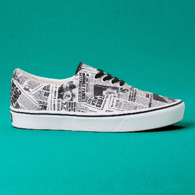 Vans x HARRY POTTER Daily Prophet Comfycush Era Classic Mens Womens - (Harry Potter) Daily Prophet/True White VN0A3WM9V9T Shoes