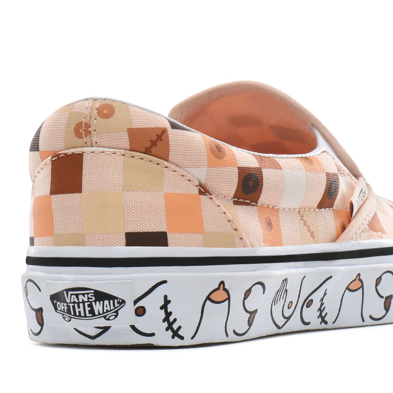 Vans Breast Cancer Awareness Classic Slip-On Classic Womens - (Breast Cancer) nude check/true white VN0A4BV3TB3 Shoes