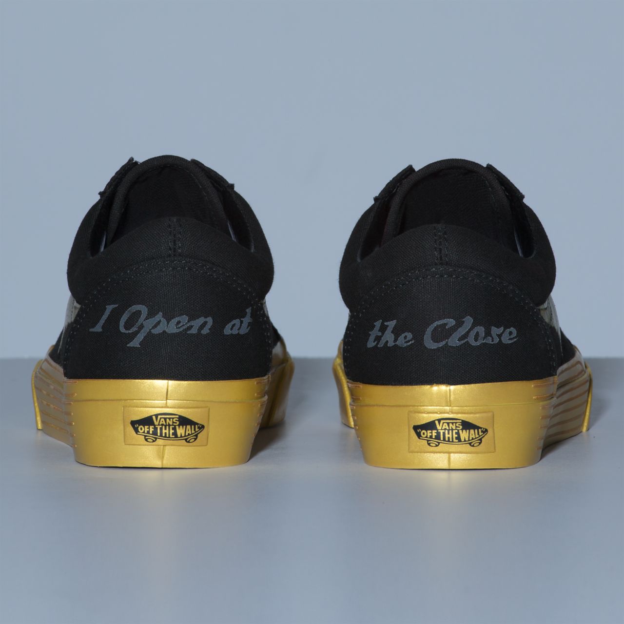 Vans x HARRY POTTER Golden Snitch Old Skool Classic Womens - (Harry Potter) Golden Snitch/Black VN0A4BV5V3K Shoes